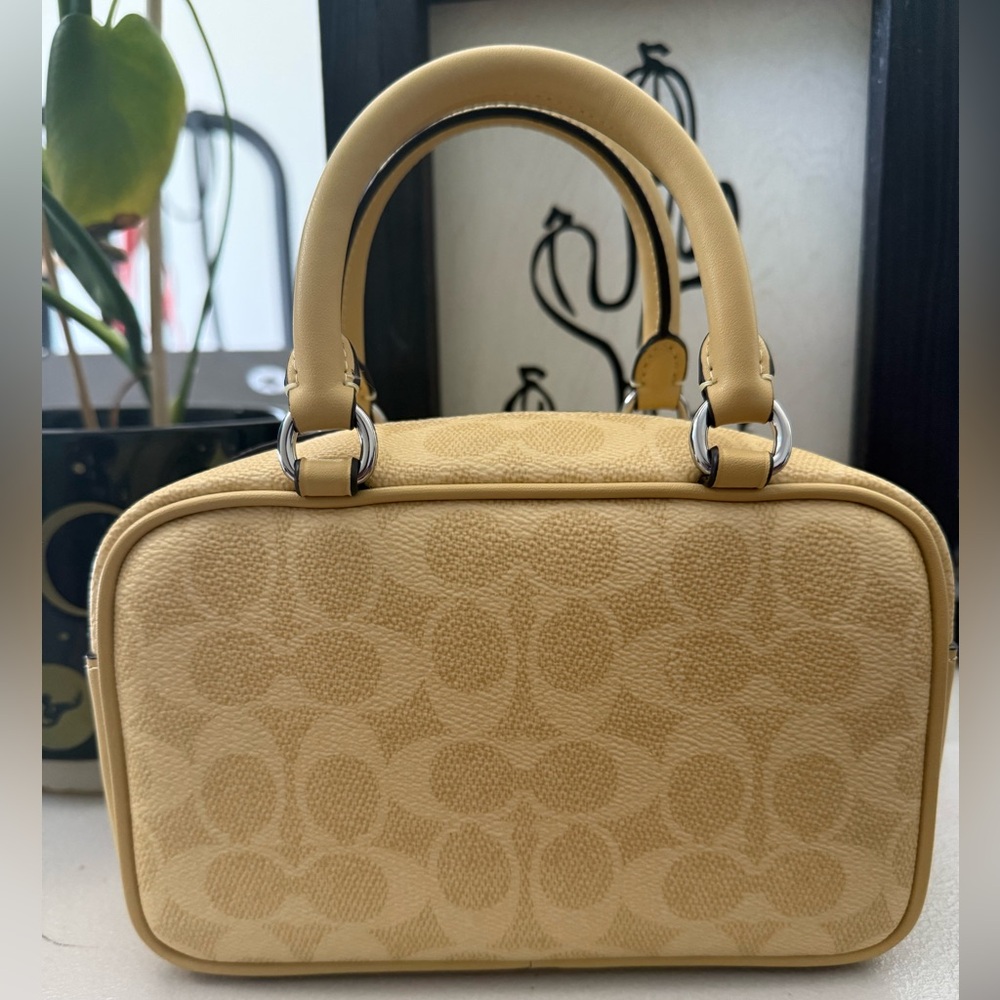 Coach X Peanuts Satchel Crossbody Bag In Signature Canvas With Charlie Brown - Picture 11 of 14